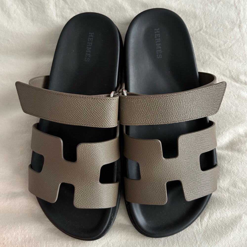 Hermes Chypre sandals 8,5 Etoupe 100% authentic comes with collateral & receipt - Picture 2 of 10